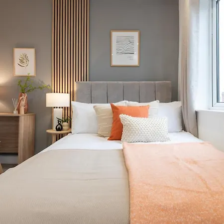 Apartment Modern 2br Parking And Work Area Ns *