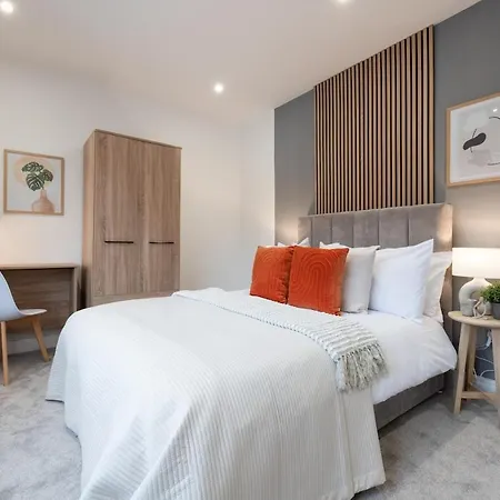 公寓 Modern 2br Parking And Work Area Ns 利兹