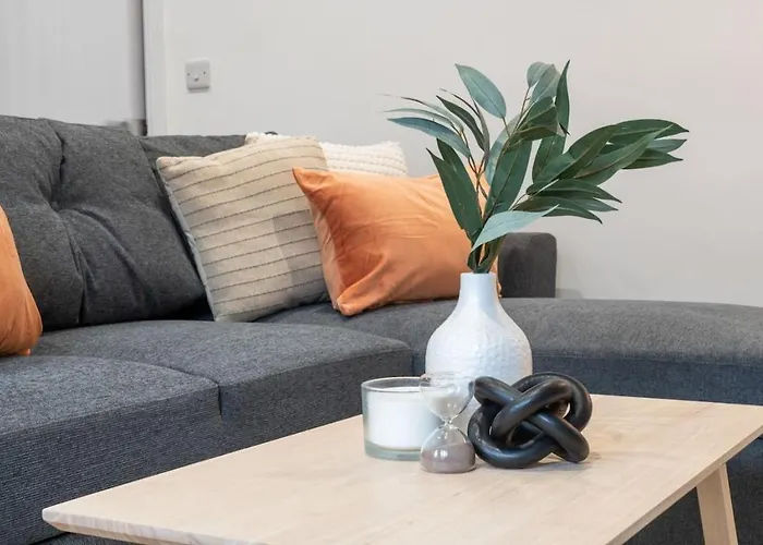 Modern 2br Parking And Work Area Ns 公寓 利兹