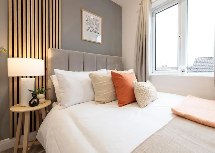 公寓 Modern 2br Parking And Work Area Ns